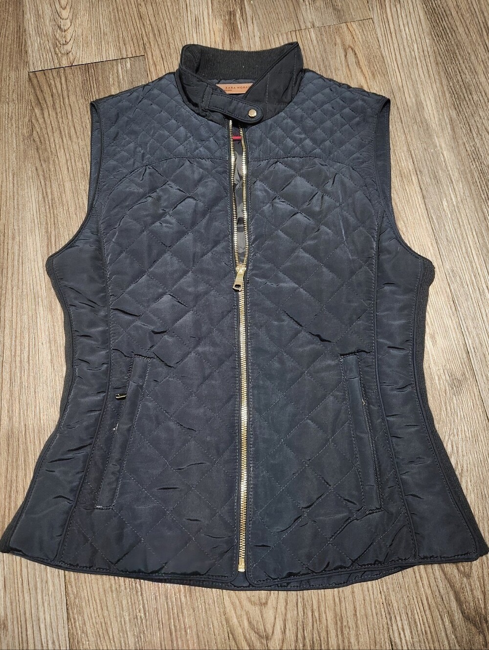 Zara Quilted Sleeveless Vest - Black